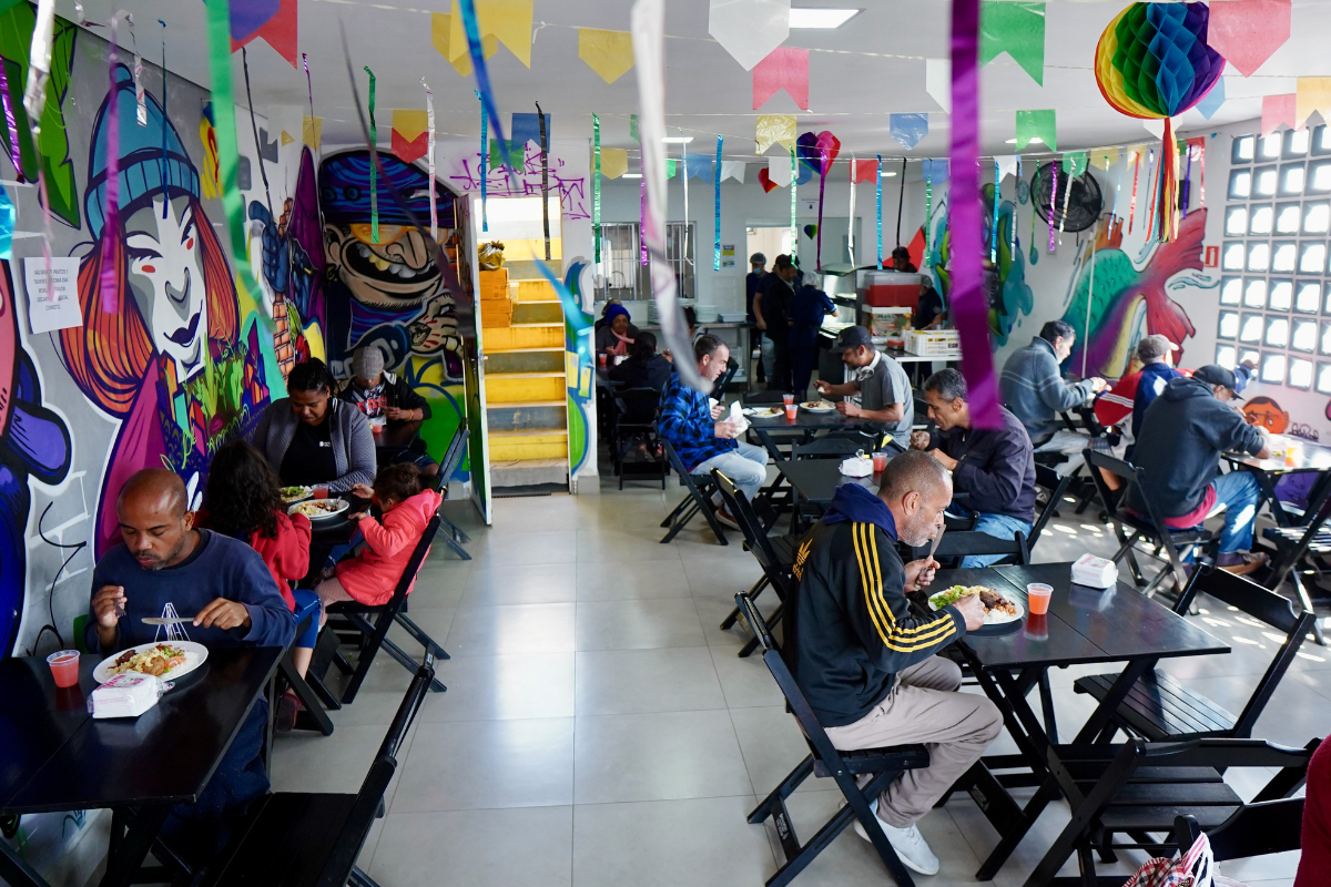 Programas da Prefeitura de São Paulo levam 41 mil refeições gratuitas por dia