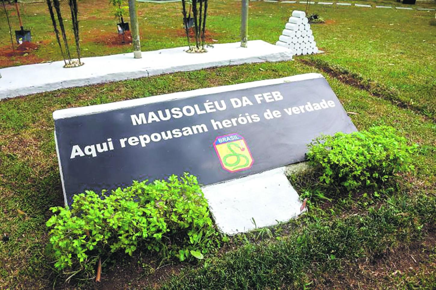 Solenidade no Mausoléu da FEB marca os 81 anos do Dia da Vitória
