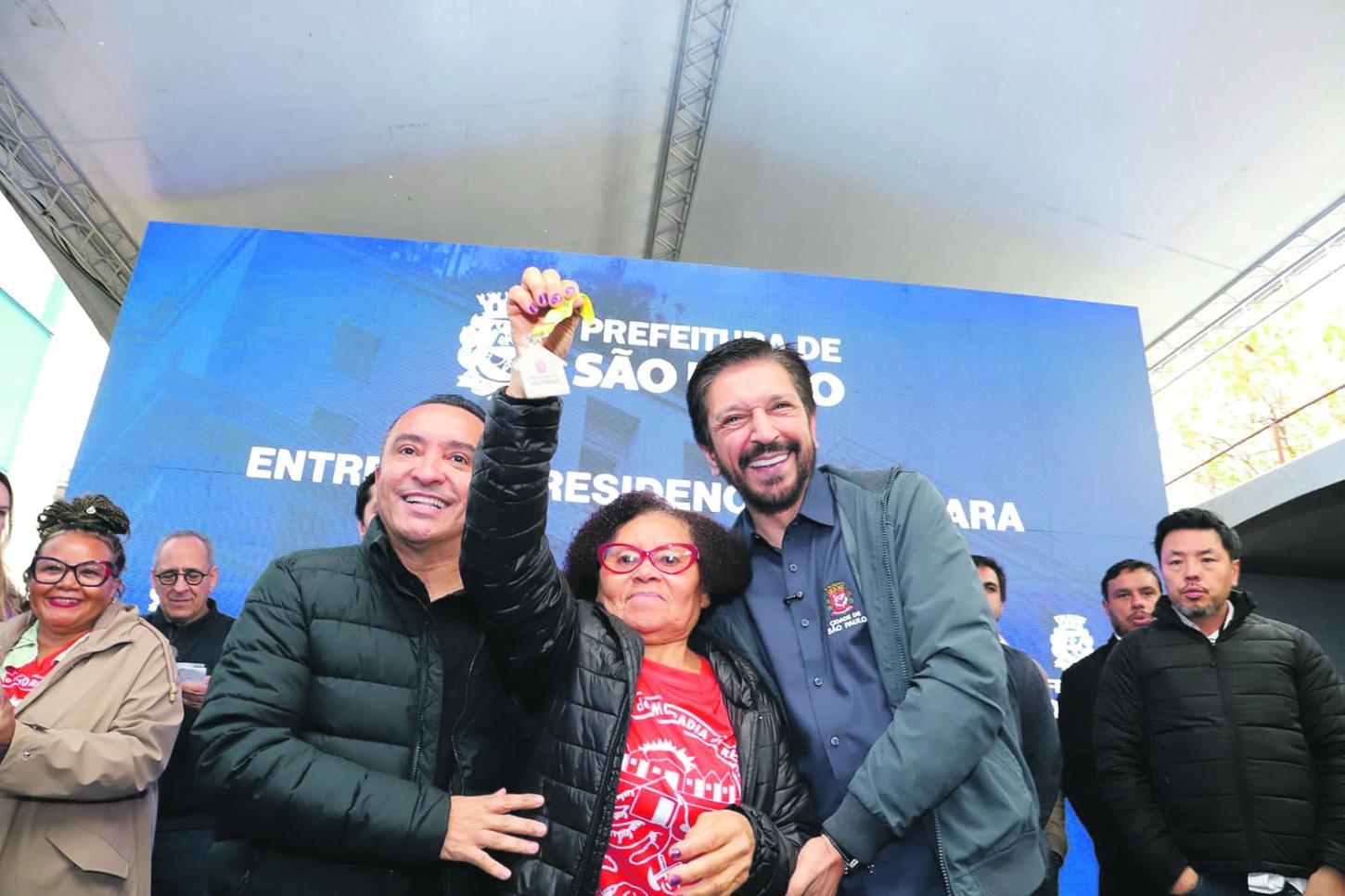 Com investimento de R$ 10 milhões, prefeito Ricardo Nunes entrega o Residencial Dandara, que oferece salão de festas, área de lazer e sistema de reaproveitamento de água