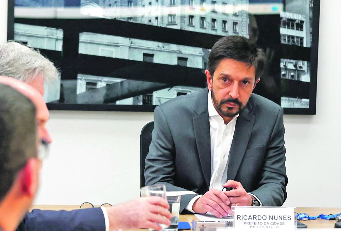 Gestão do prefeito Ricardo Nunes investe R$ 725,5 milhões em semáforos inteligentes e transforma a mobilidade urbana de São Paulo