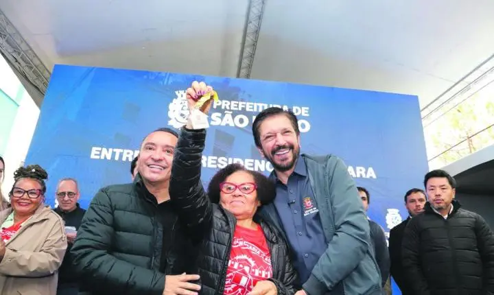 Com investimento de R$ 10 milhões, prefeito Ricardo Nunes entrega o Residencial Dandara, que oferece salão de festas, área de lazer e sistema de reaproveitamento de água
