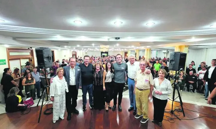 Edir Sales reúne lideranças e reafirma força política em São Paulo