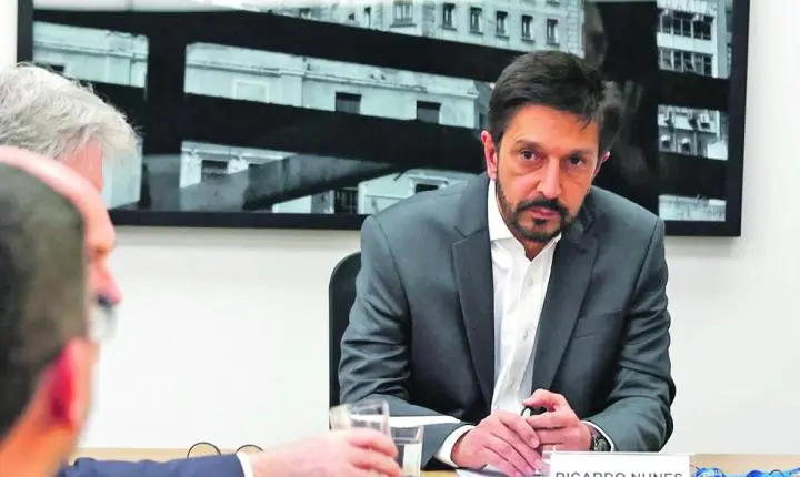 Gestão do prefeito Ricardo Nunes investe R$ 725,5 milhões em semáforos inteligentes e transforma a mobilidade urbana de São Paulo