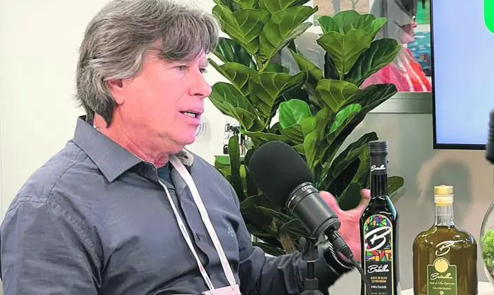 Podcast Mercado & Feiras participa da Mega Artesanal com apoio do jornal Semanário da Zona Norte, parceiros e patrocinadores