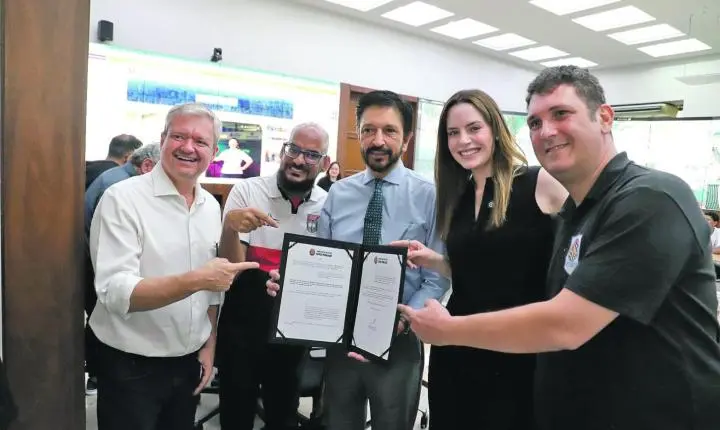 Prefeito Ricardo Nunes sanciona lei inédita e amplia inclusão de surdoatletas no Bolsa Atleta em São Paulo