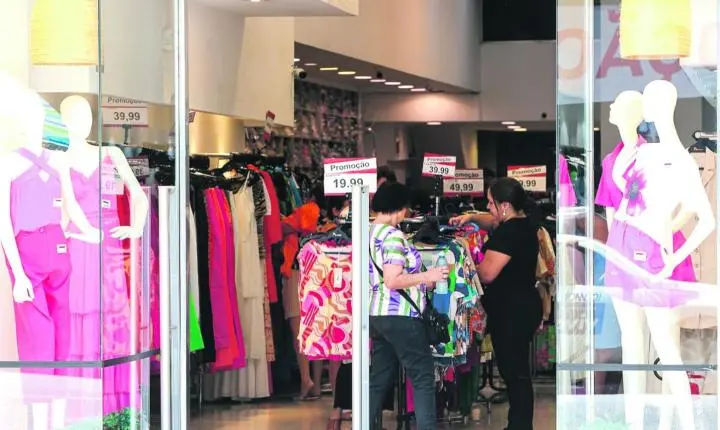 Prefeitura reduz de 100 dias para 22 horas tempo para abertura de empresas na Capital