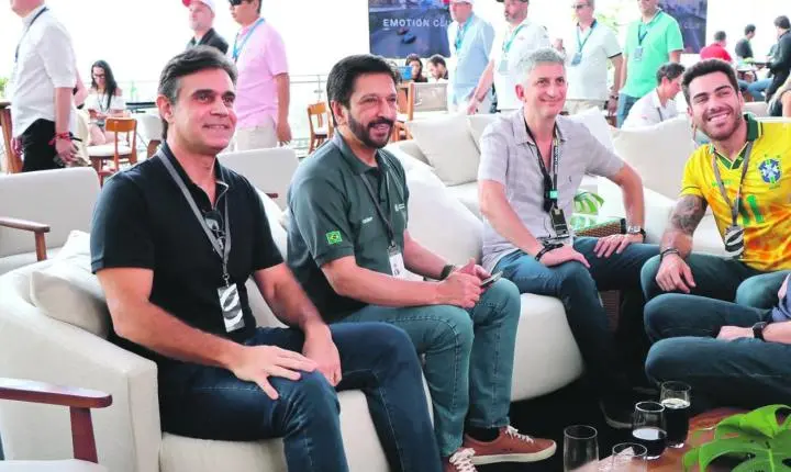 “São Paulo é a capital mundial do automobilismo”, diz prefeito Ricardo Nunes no E-Prix que agitou o Sambódromo do Anhembi