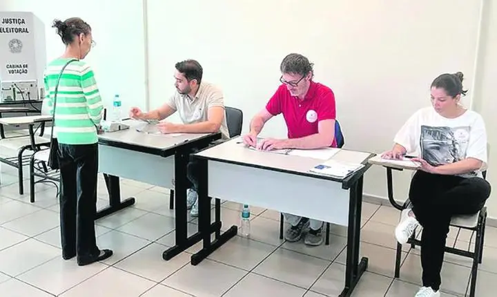 TRE-SP inicia convocação de mesários por e-mail